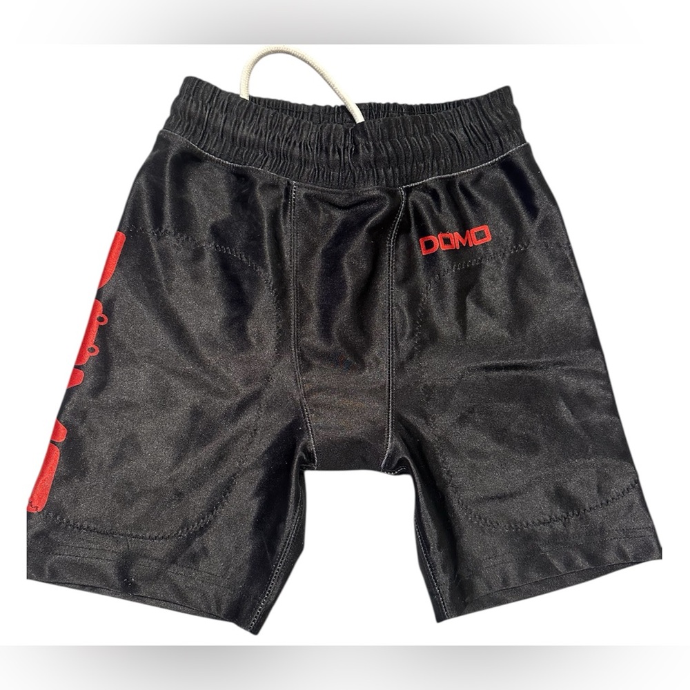 domo grapping shorts